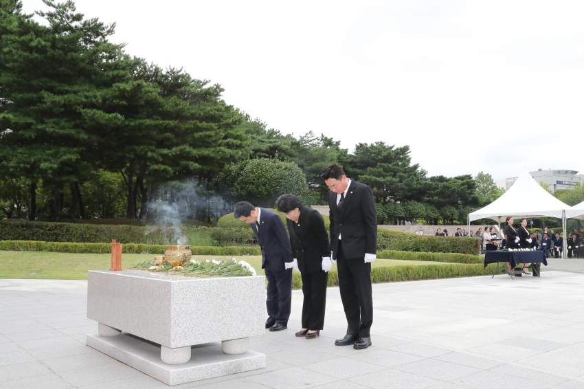 제78주년 광복절 항일운동기념탑 참배 및 경축식_0