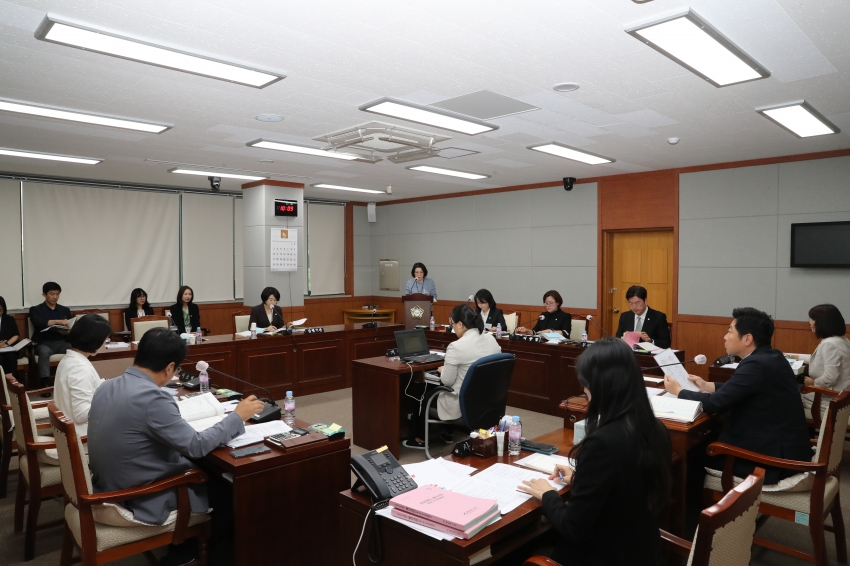 제254회 임시회 제2차 행정자치위원회_1