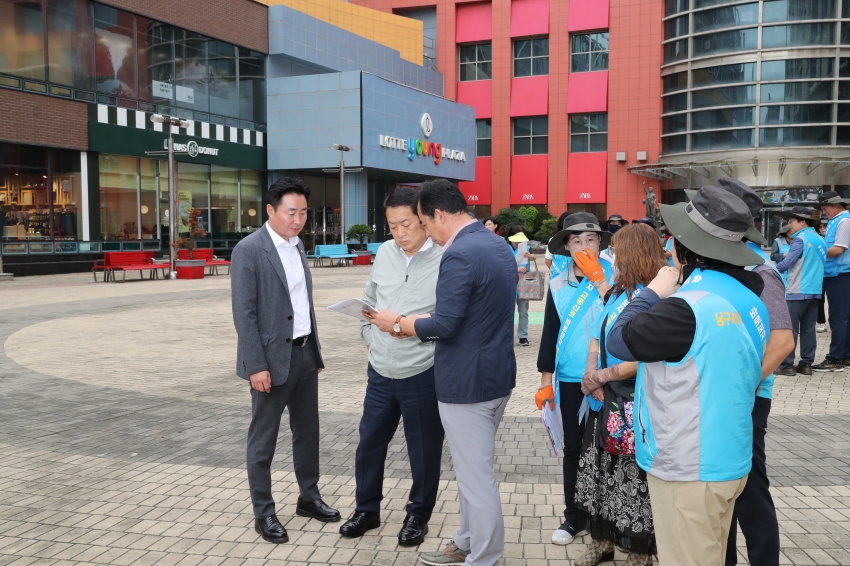 선진교통문화 정착 및 교통안전구현을 위한 남구사랑해피교통봉사단 캠페인_3