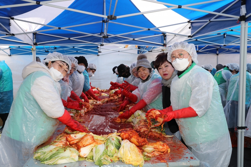 남구 새마을회 사랑의 김장 담그기 행사_4