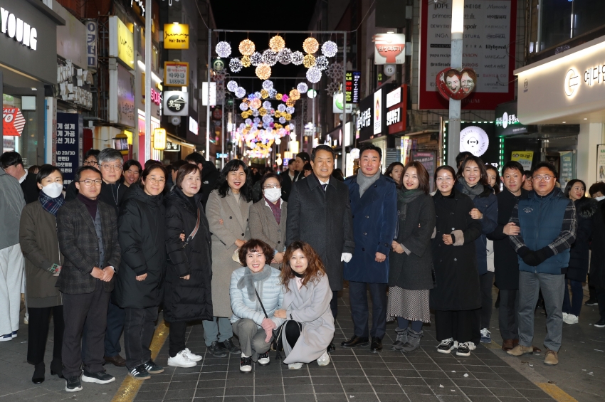 디자인거리 야간경관조명 점등행 (바보사거리)_9