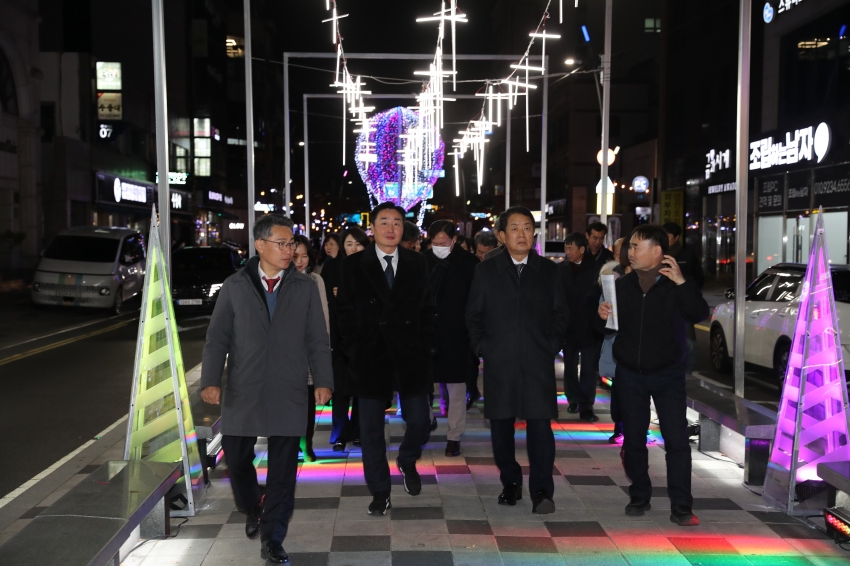 디자인거리 야간경관조명 점등실(왕생이길)_3