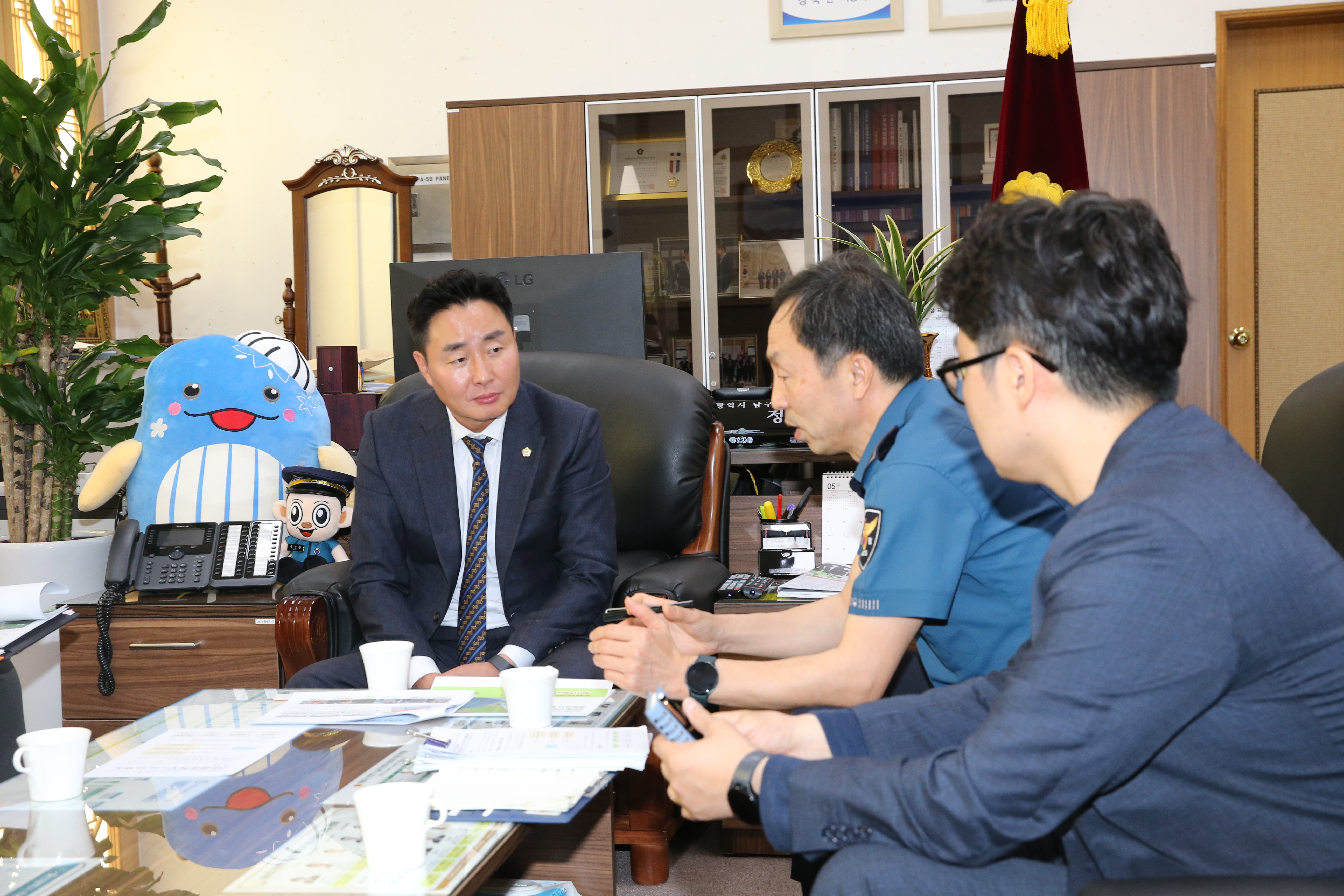 이정훈 남구의장, 남부경찰서와 삼산동 치안 환경개선 간담회