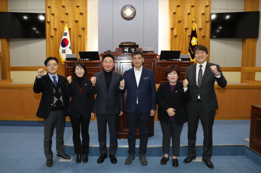 몽골항올구청장, 항올구청장 자문관(항올구의원) 내방_0