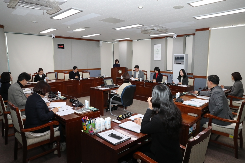 제256회 폐회중 의회운영위원회_1