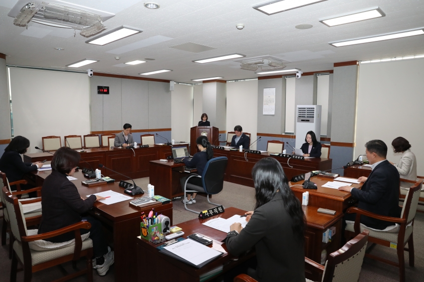 제258회 폐회중 의회운영위원회_1