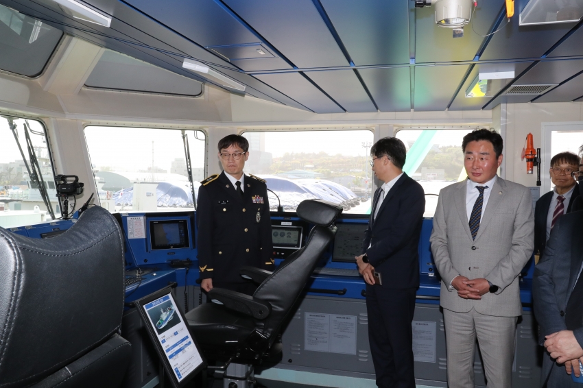 울산해양경찰서 방제13호함 취역식_2