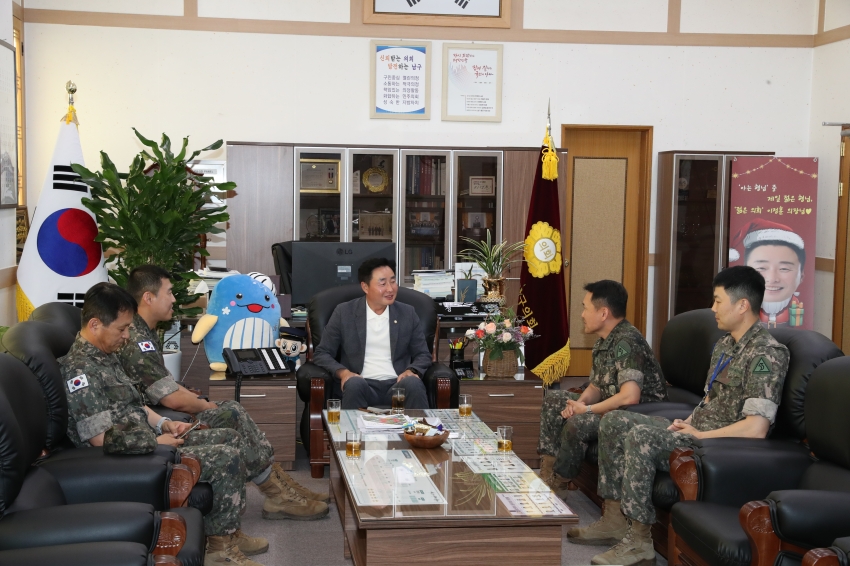 울산 7765부대장 임정우대령 내방_3