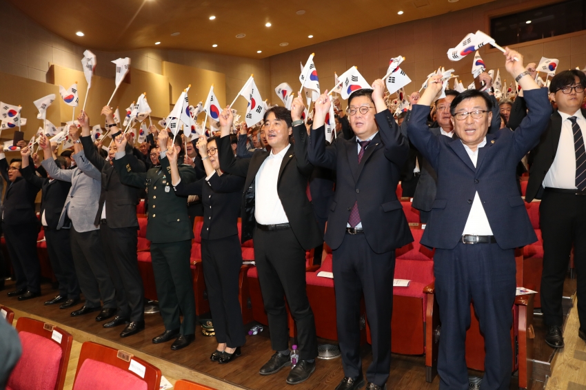 제79주년 광복절 기념 항일운동기념탑 참배 및 광복절 기념식_4