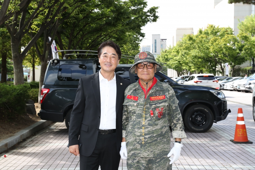 제79주년 광복절 기념 항일운동기념탑 참배 및 광복절 기념식_6