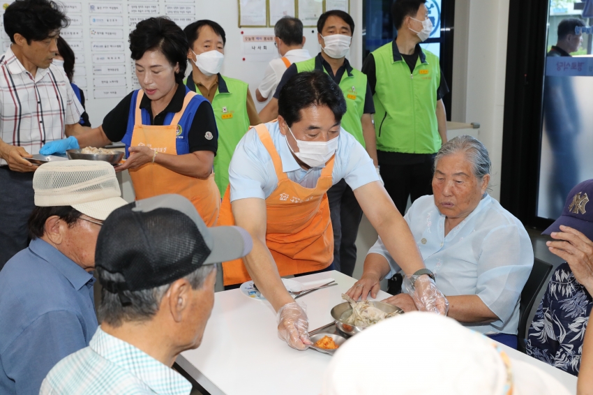 바르게살기운동 울산남구협의회 여름나기 삼계탕 나눔행사_5
