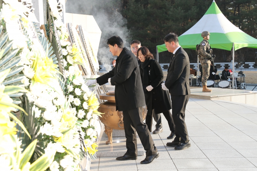 2025 을사년 새해 현충탑 참배행사_6