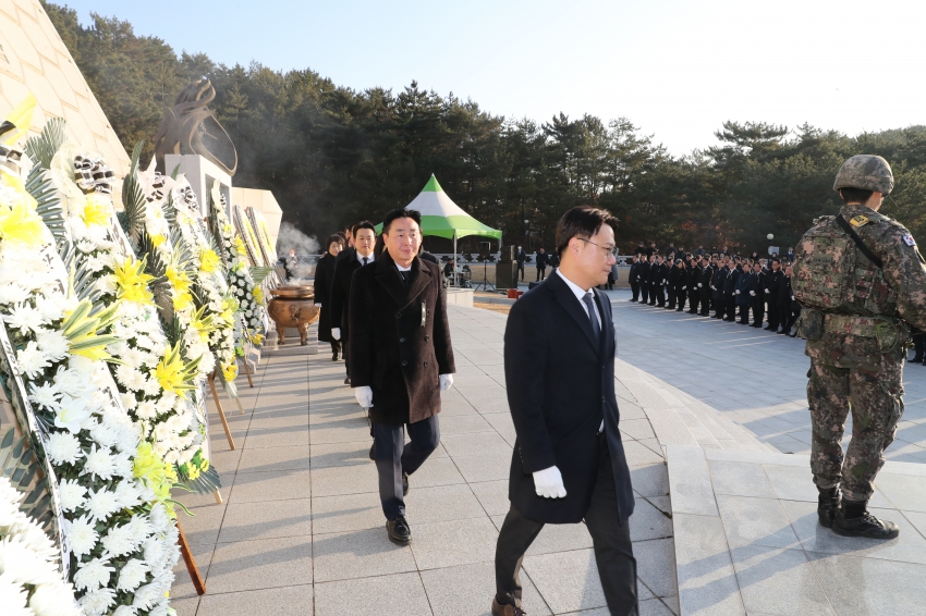 2025 을사년 새해 현충탑 참배행사_8