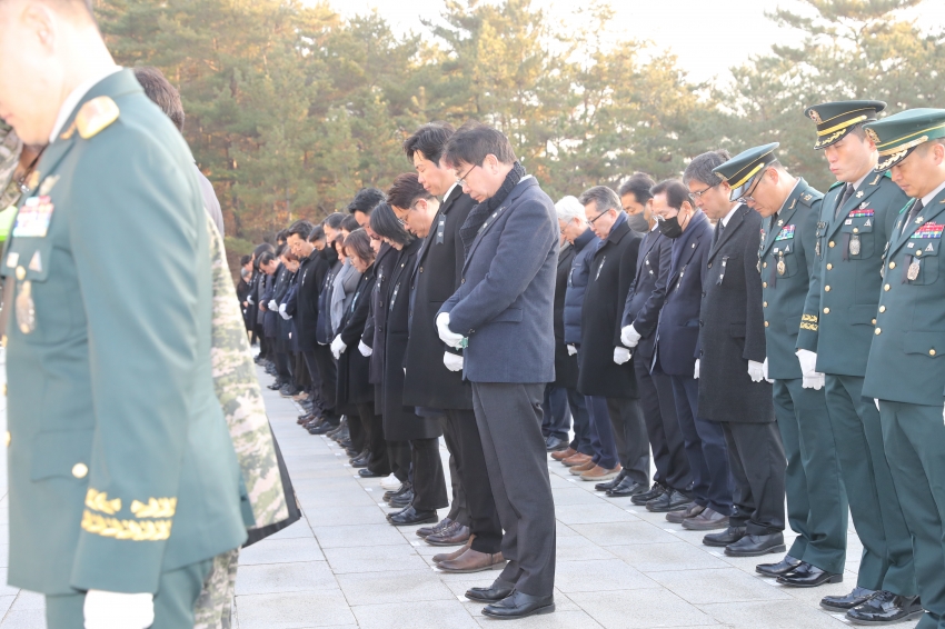 2025 을사년 새해 현충탑 참배행사_14