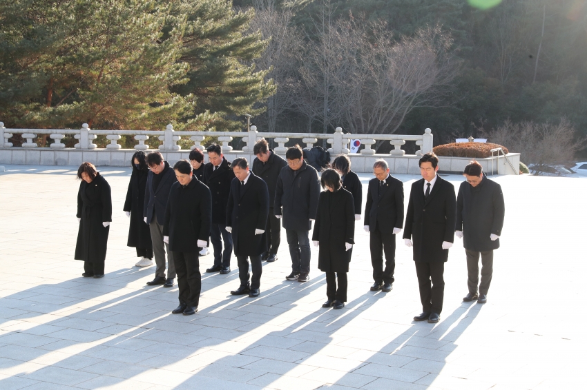 제8대 후반기 남구의회 현충탑 참배_6