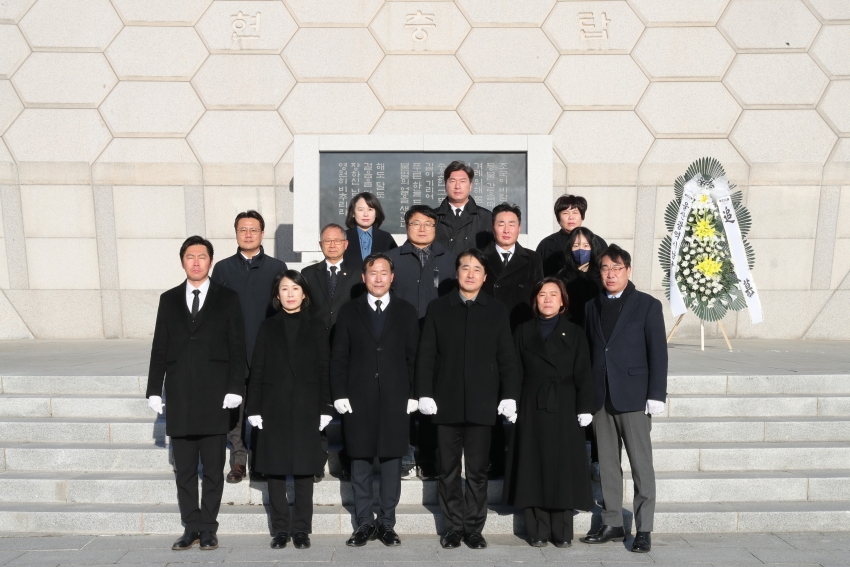 제8대 후반기 남구의회 현충탑 참배_8