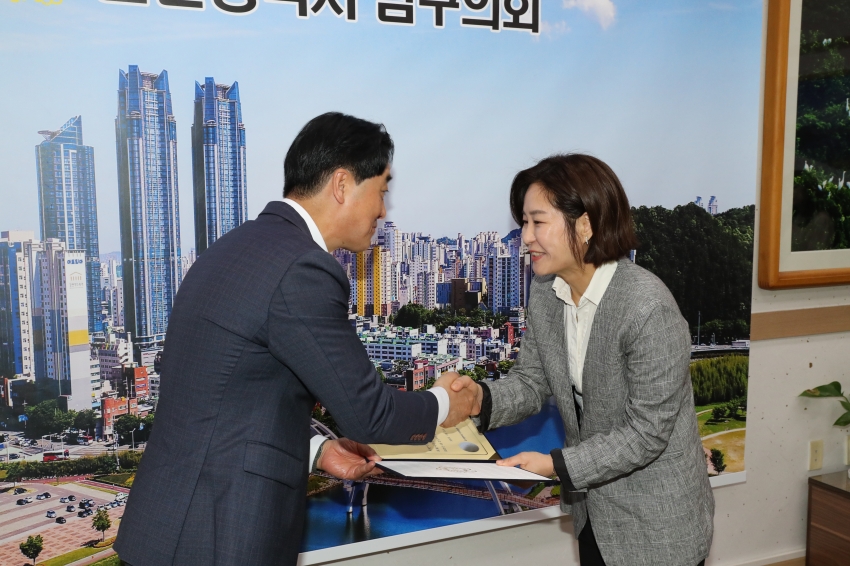 시간선택임기제 '다'급 임용장 교부_2