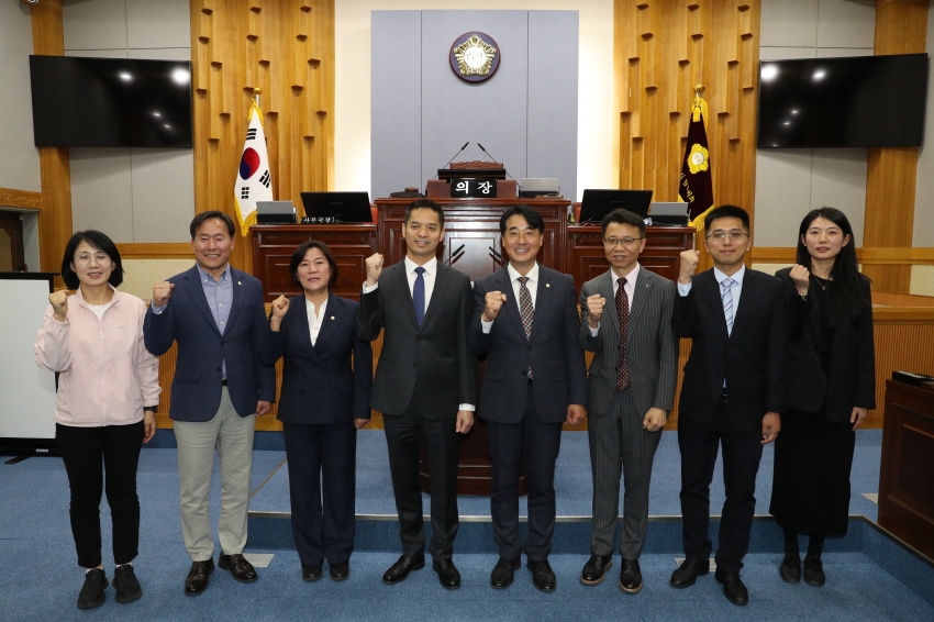 중국 염성시 인민대표회의 류광치우 상무위원회 부주임 내방_1