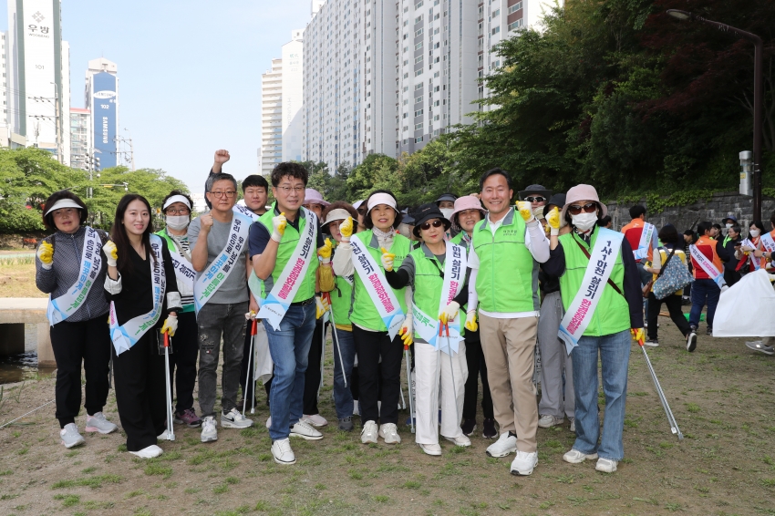 여천천 마을축제 대비 1사1하천 살리기 도시환경정비_3