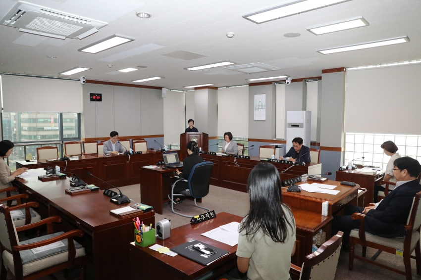 제271회 폐회중 의회운영위원회_1