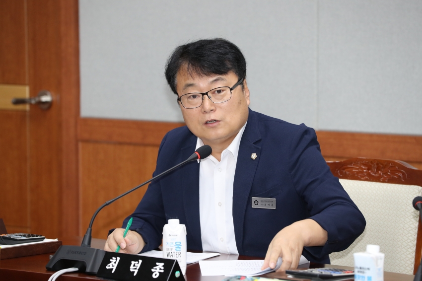 제272회 임시회 제2차 예산결산특별위원회_3