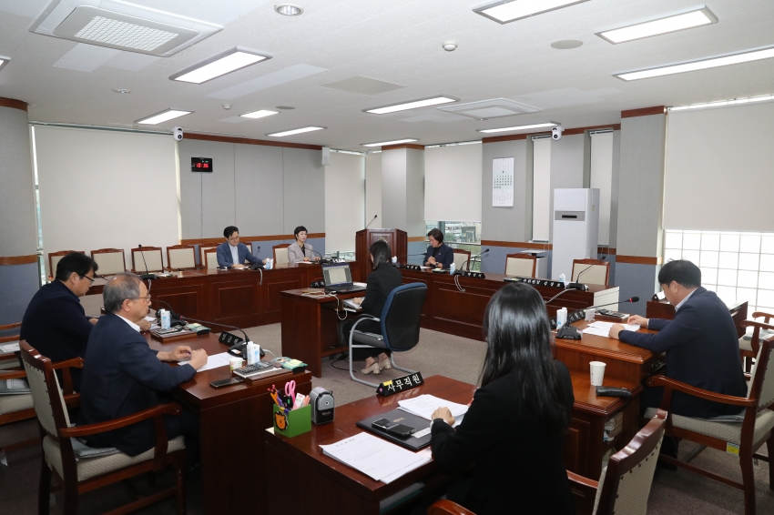 제271회 폐회중 의회운영위원회_1