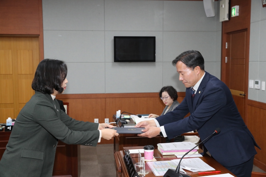 제274회 제2차 정례회 행정자치위원회_2