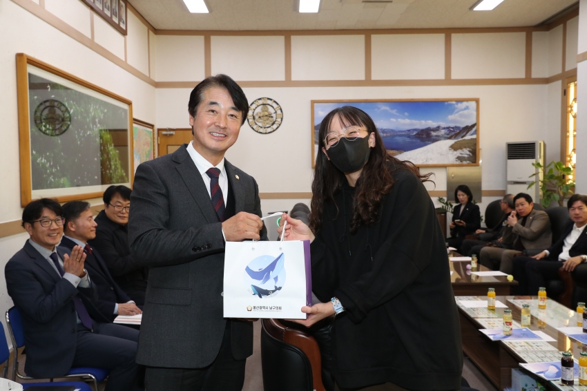 청소년 차오름센터 청소년참여위원회 의회 견학 및 내방_2