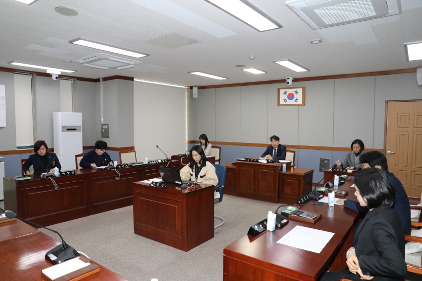 제275회 임시회 폐회중 의회운영위원회_0