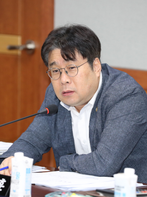 김태훈